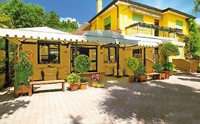 Hotel Locanda Da Scarpa  2*